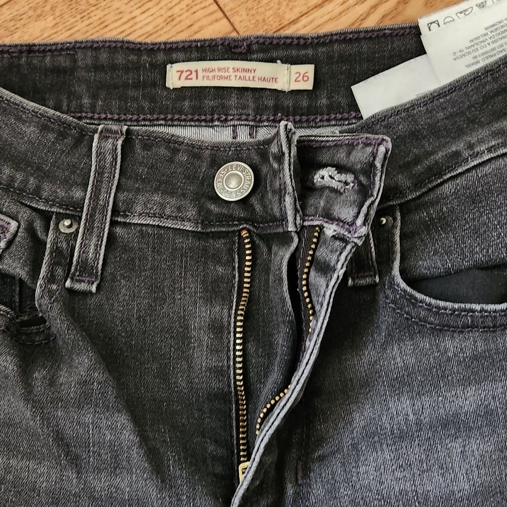 Ladies Levi jeans